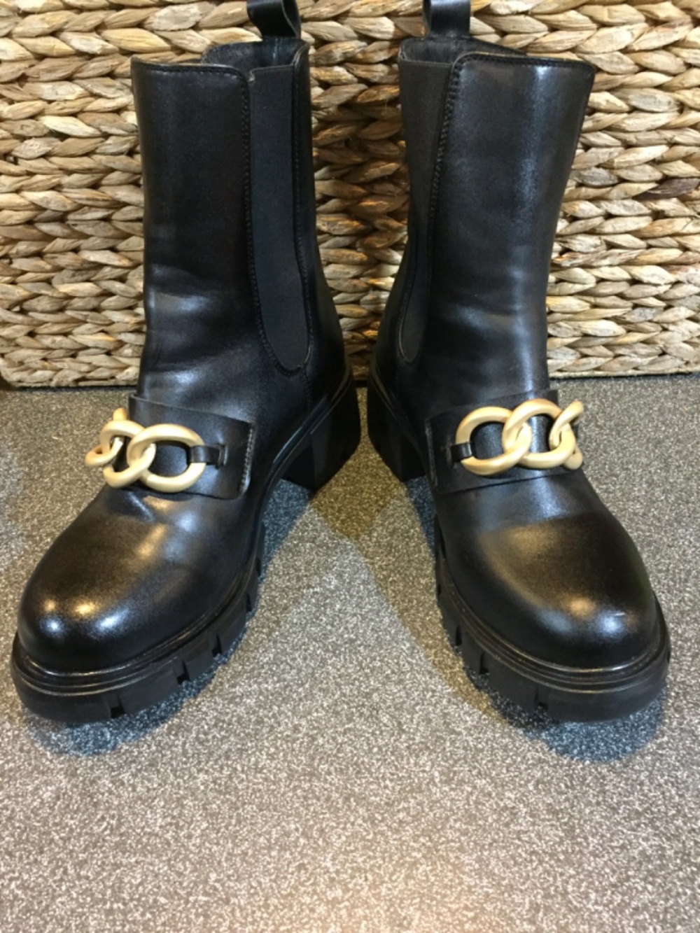 Steve Madden Hooked Black Heeled Boots with Gold Chain Detail - Picture 4 of 13